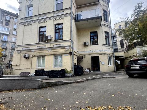 коммерческая по адресу Малоподвальная ул., 12/10