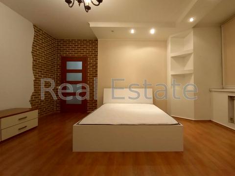 квартира за адресою Миколи Бажана просп., 12