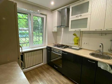 квартира за адресою Богдана Хмельницького просп. (Героїв Сталінграда), 14