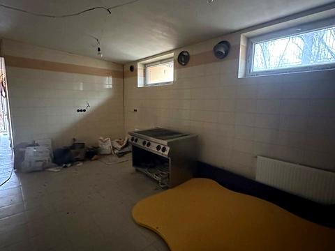 комерційна за адресою 40 річчя, 8