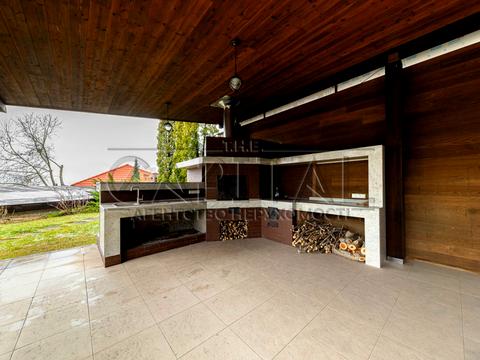 будинок за адресою вул. Локомотивна