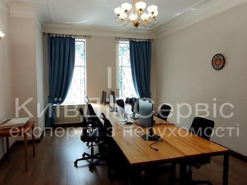 комерційна за адресою Олеся Гончара вул., 60