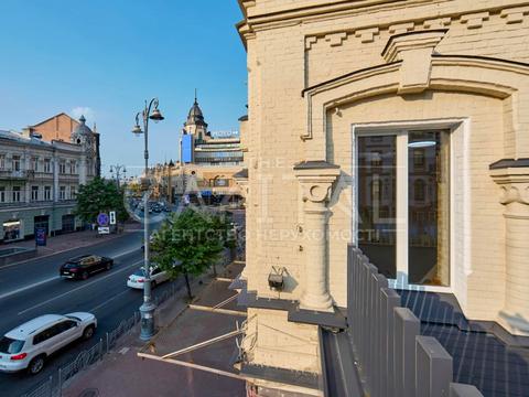 комерційна за адресою Велика Васильківська вул. (Червоноармійська), 26-Б