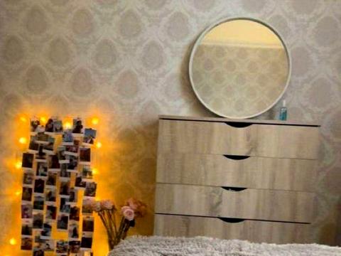 квартира за адресою Хорольська вул., 8/4