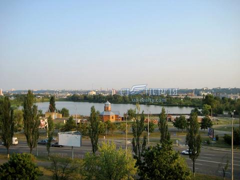 квартира за адресою Героїв полку "Азов" вул. (Маршала Малиновського), 11