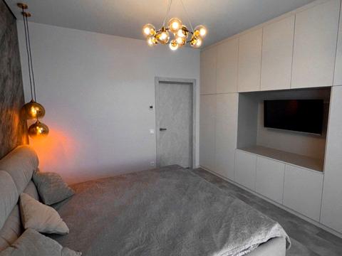 квартира по адресу Кучеревського бульв., 1