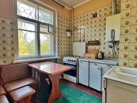 квартира за адресою Кропивницького вул., 33