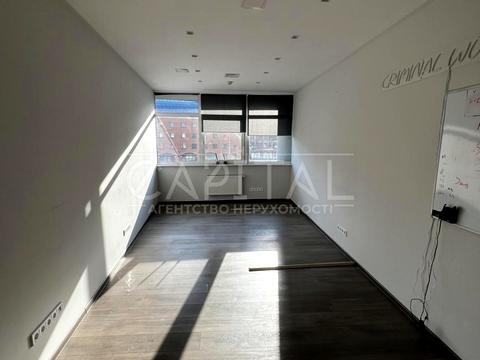 коммерческая по адресу Леси Украинки бульв., 23Б