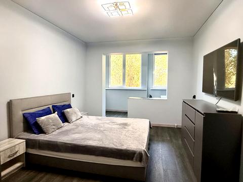 квартира за адресою Академіка Корольова вул., 34