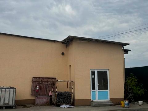 коммерческая по адресу Школьная ул., 11