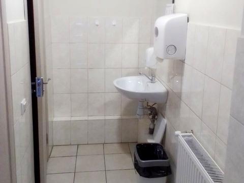 комерційна за адресою Української Перемоги вул. (Академіка Сахарова), 33