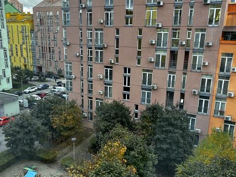 квартира за адресою Регенераторна вул., 4