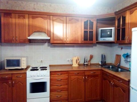 квартира по адресу Бажана, 36