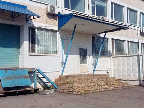 комерційна за адресою Радистів вул., 54