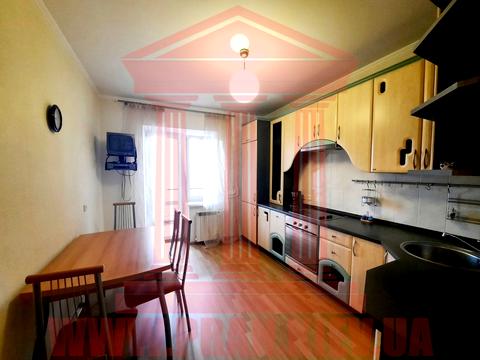 квартира за адресою Ревуцького вул., 5