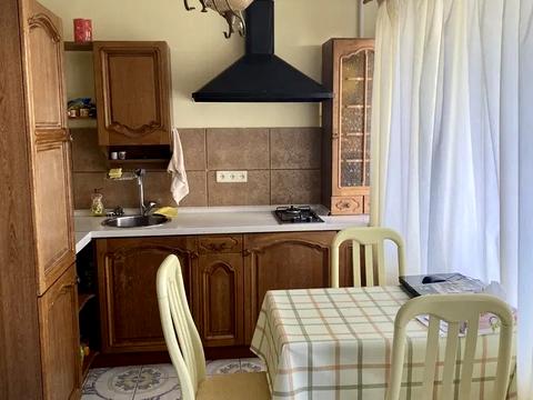 квартира за адресою Михайла Омеляновича-Павленка вул. (Суворова), 18/20