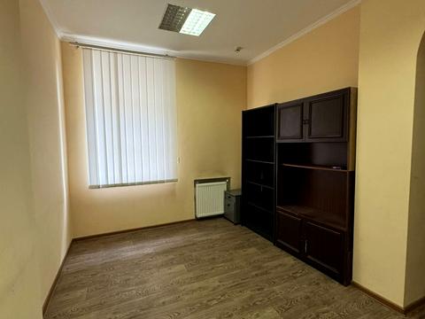 коммерческая по адресу Стрыйская ул., 11