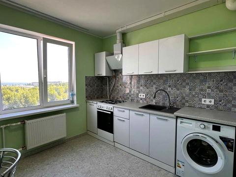 квартира за адресою Захисників Азовсталі вул. (Сержанта Смірнова), 2