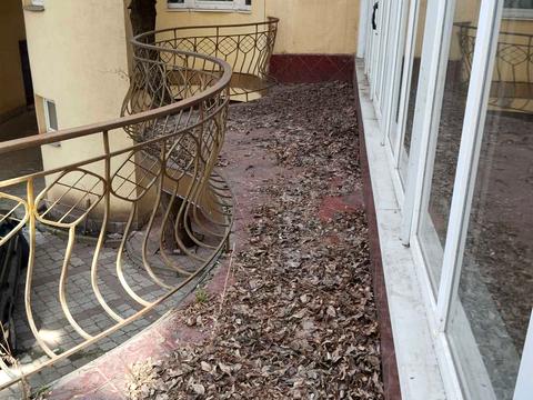 комерційна за адресою Громадянська вул., 5