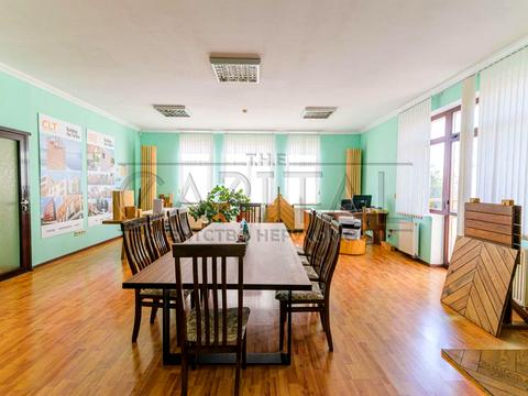 комерційна за адресою Павла Загребельного вул. (Миколи Раєвського), 5