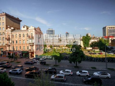 комерційна за адресою Велика Васильківська вул. (Червоноармійська), 28