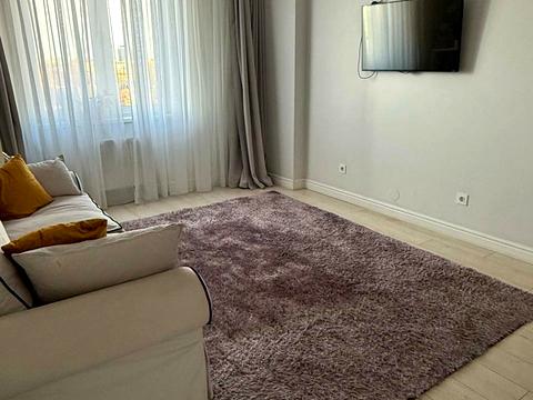 квартира за адресою В'ячеслава Чорновола вул., 27