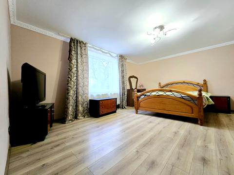 будинок за адресою с. Рясне-Руське, Залізнична, 2