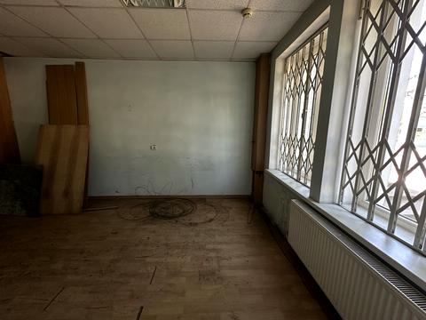 комерційна за адресою Сторожинець, Чернівецька, 4 