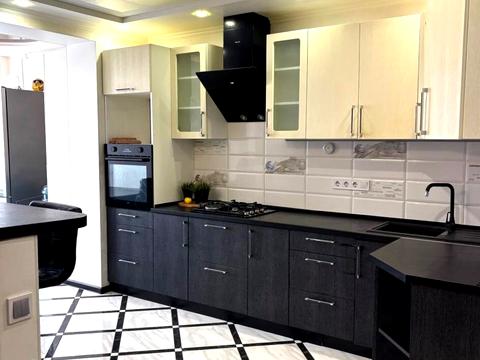 квартира по адресу Радужная ул., 100