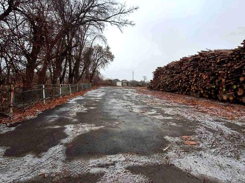 комерційна за адресою Золотонішська, 20