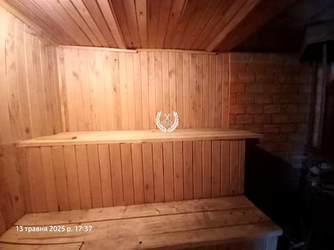 будинок за адресою Лугова