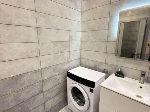 квартира за адресою Валентинівська вул. (Блюхера), 41