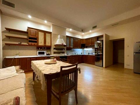 квартира за адресою Дніпро, Старокозацька вул. (Комсомольська), 25