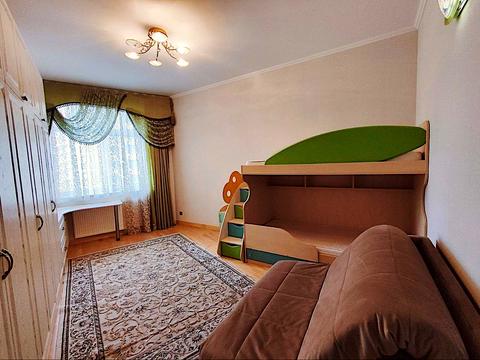 квартира за адресою Старонаводницька вул., 6-Б