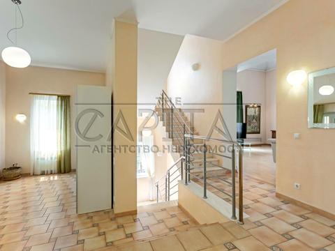 дом по адресу Столичне Шосе