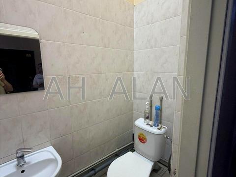 комерційна за адресою Казимира Малевича вул. (Боженка), 68Л