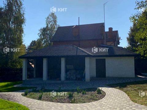 будинок за адресою Набережна