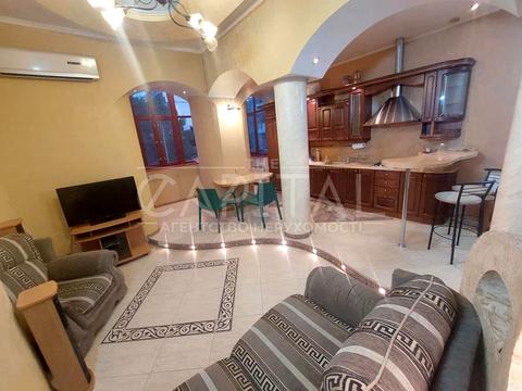 квартира по адресу Жилянская ул., 87/30