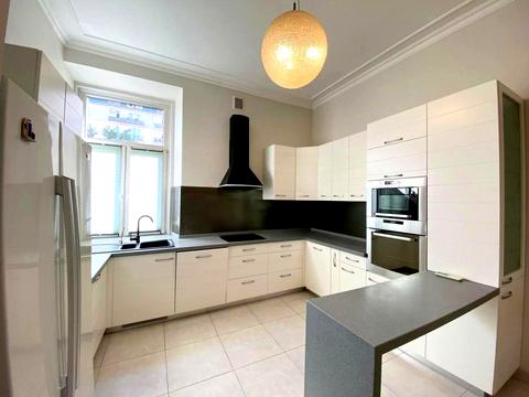 квартира за адресою Почайнинська вул., 23
