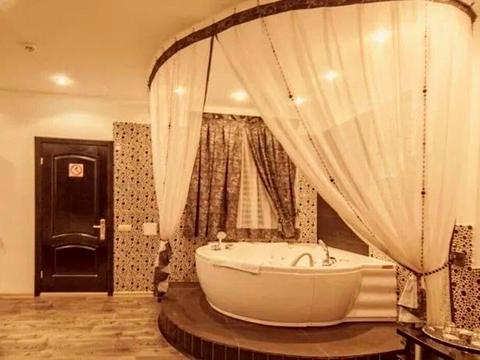 будинок за адресою Івана Виговського вул. (Маршала Гречка)