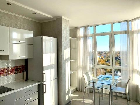 квартира по адресу Миколы Бажана просп., 8-Б