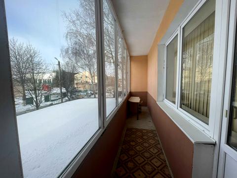 комерційна за адресою Леся Курбаса вул., 7