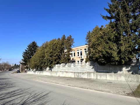 коммерческая по адресу Грушевського, 71
