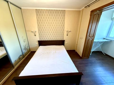 квартира за адресою Ревуцького вул., 21