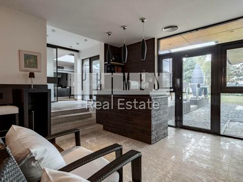 будинок за адресою 126-та Садова вул.