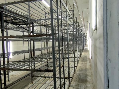 комерційна за адресою кримська, 2б