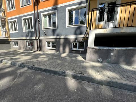 коммерческая по адресу Белокур ул. (Курская), 1а