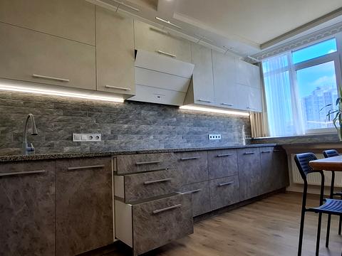 квартира за адресою вулиця Кахи Бендукідзе, 2