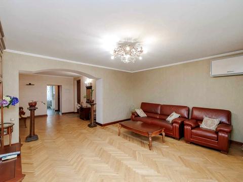 квартира за адресою Київ, Тарасівська вул., 21