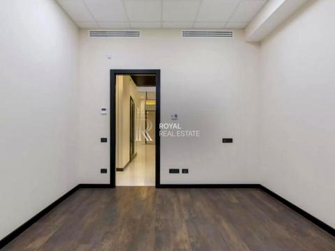 комерційна за адресою Івана Франка вул., 4